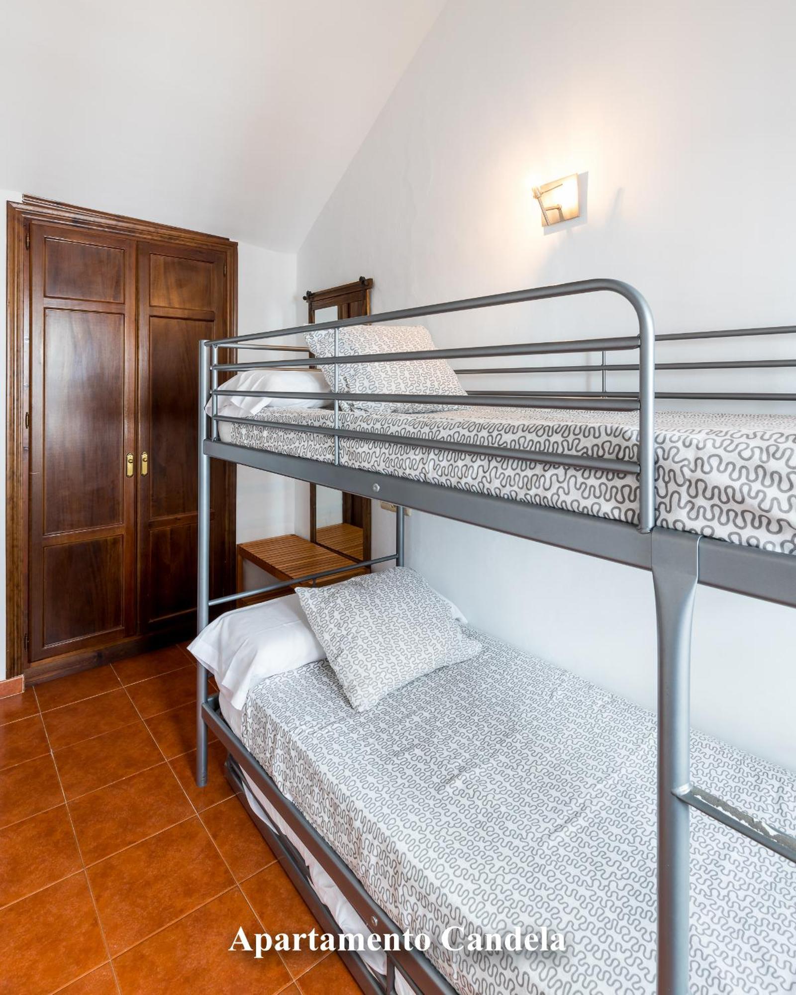 Apartamentos Candela Alora Luaran gambar
