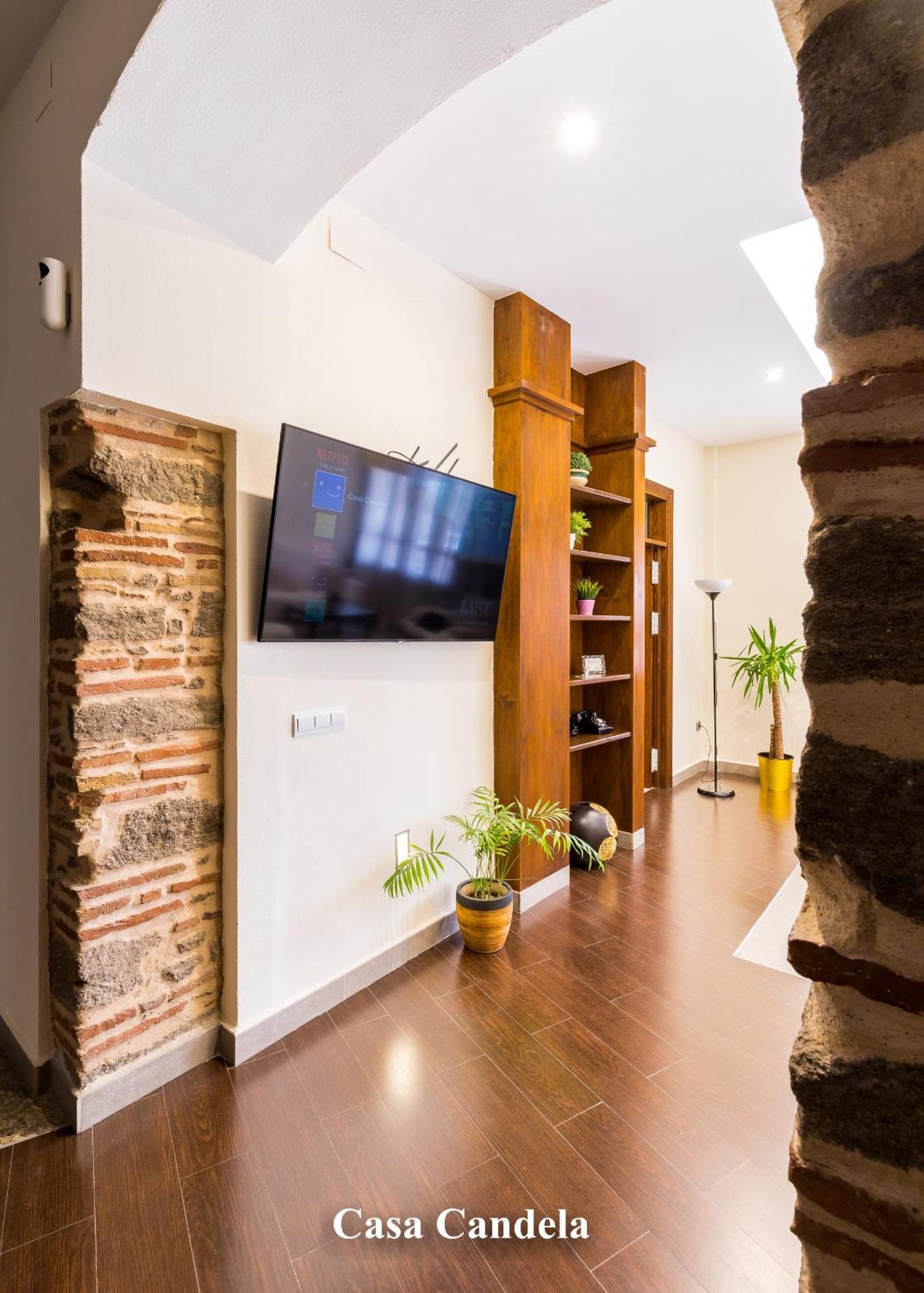 Apartamentos Candela Alora Luaran gambar